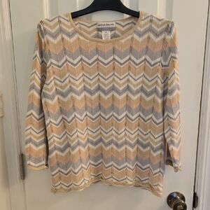 NWOT Chevron Sparkle Top